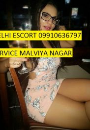 09910636797 Cheap Rate Call Girls In Delhi Majnu Ka Tilla Escort