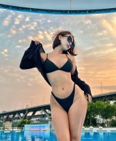 Mary escort girl