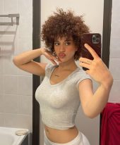 Larissa Darlène